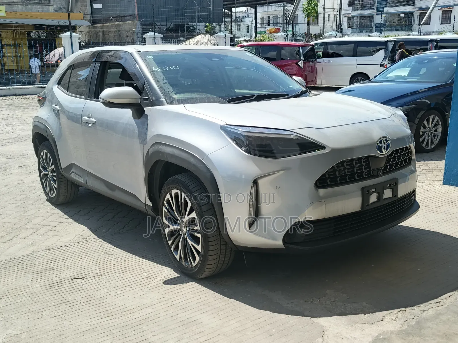 Toyota Yaris Cross 1.5 Hybrid AWD 2021 Silver