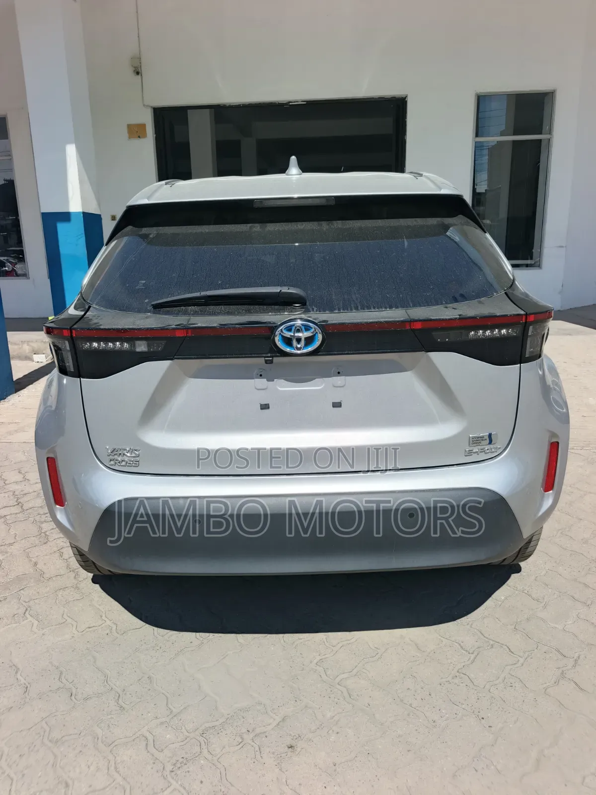 Toyota Yaris Cross 1.5 Hybrid AWD 2021 Silver