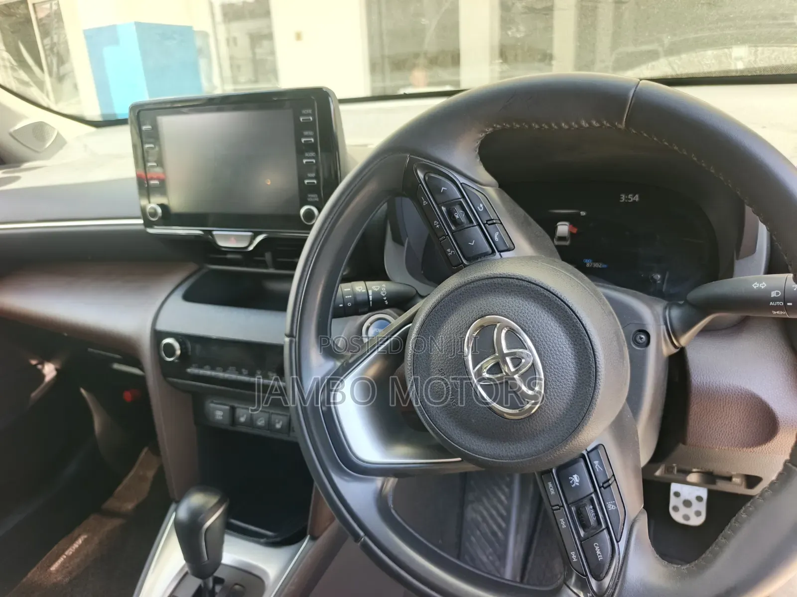 Toyota Yaris Cross 1.5 Hybrid AWD 2021 Silver