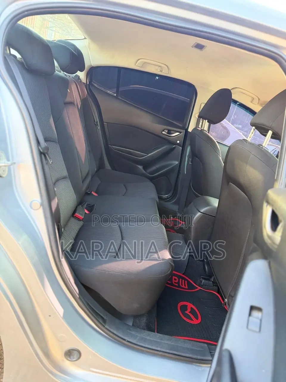 Mazda Axela SV Premium 2014