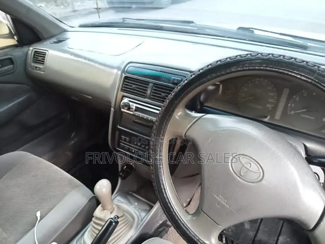 Toyota Corona Premio 1.8 FWD 1998 White