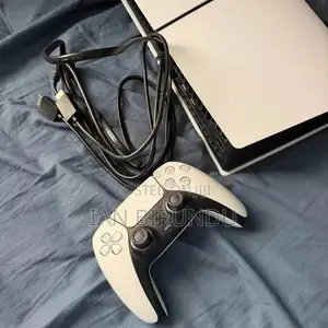 Ps5 Slim Digital Edition (1 Pad)