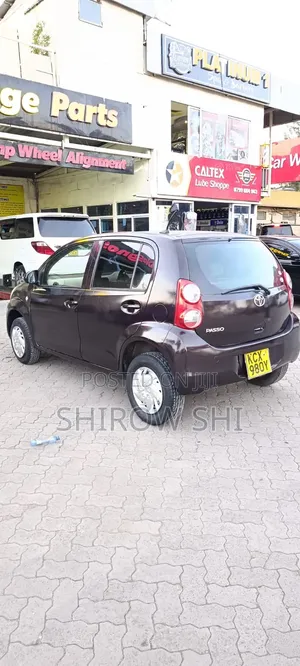 Toyota Passo 2012 Black