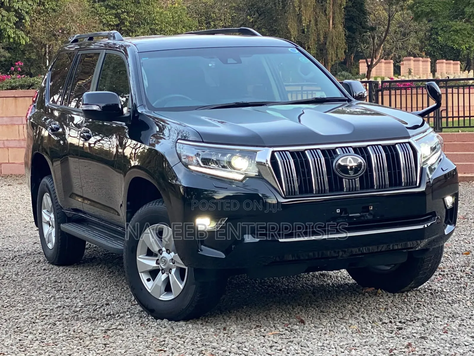 Toyota Land Cruiser Prado 2.7 2019 Black