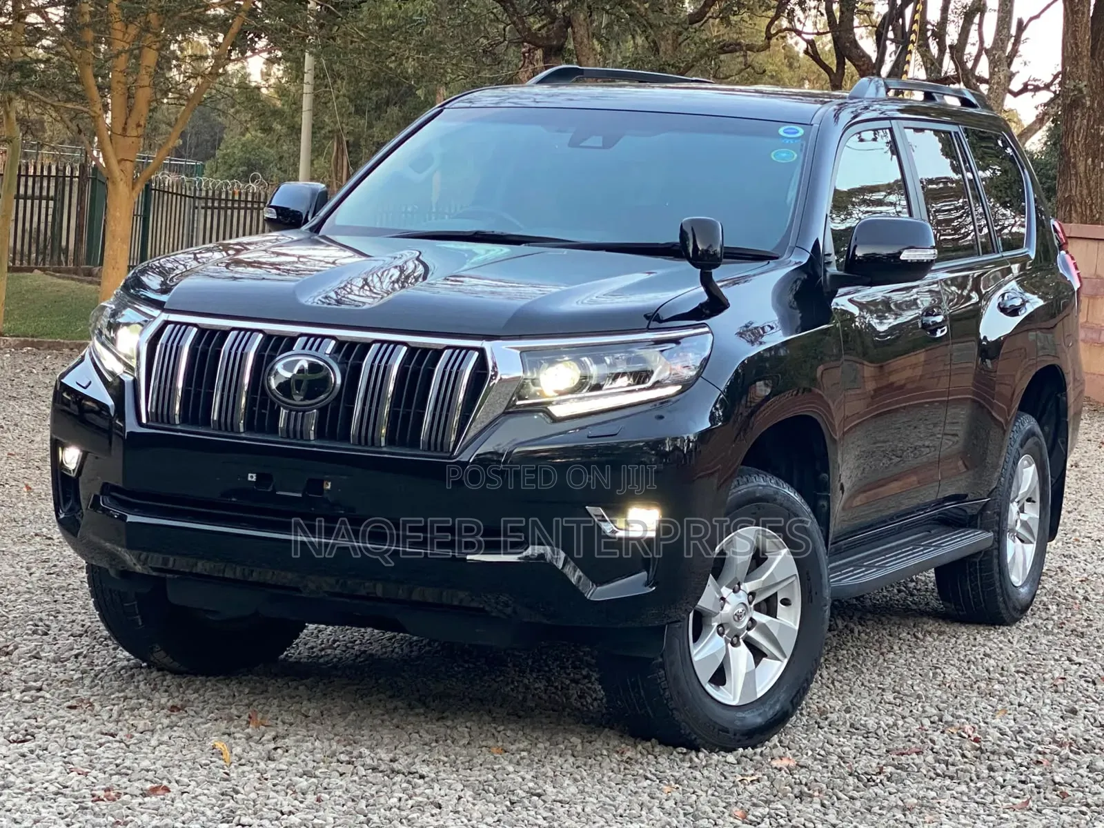 Toyota Land Cruiser Prado 2.7 2019 Black