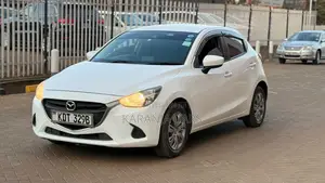 Mazda Demio 2018 White