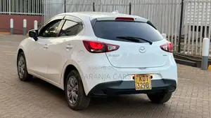 Mazda Demio 2018 White