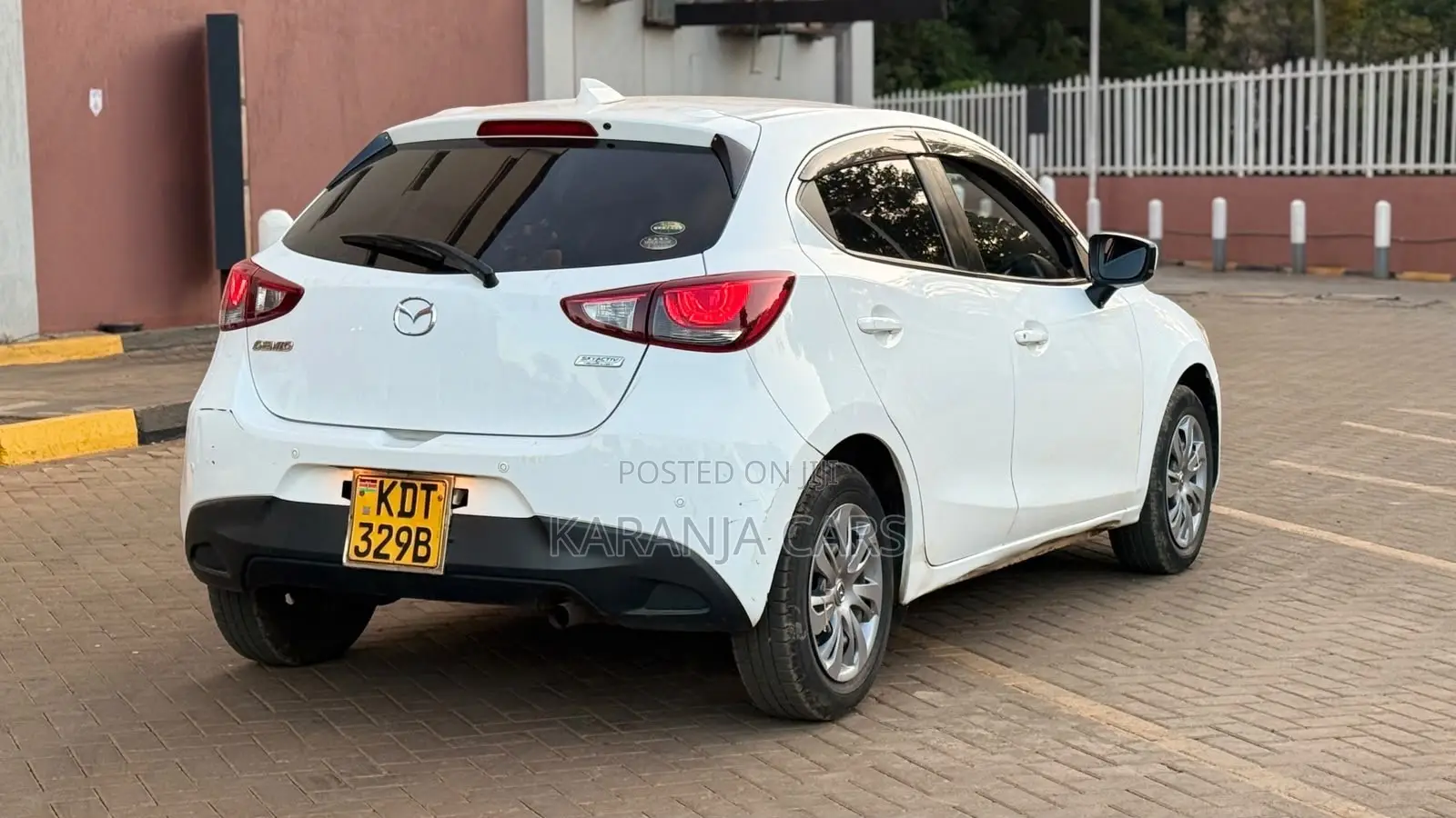 Mazda Demio 2018 White