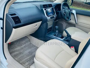 Toyota Land Cruiser Prado 2.7 2021 White