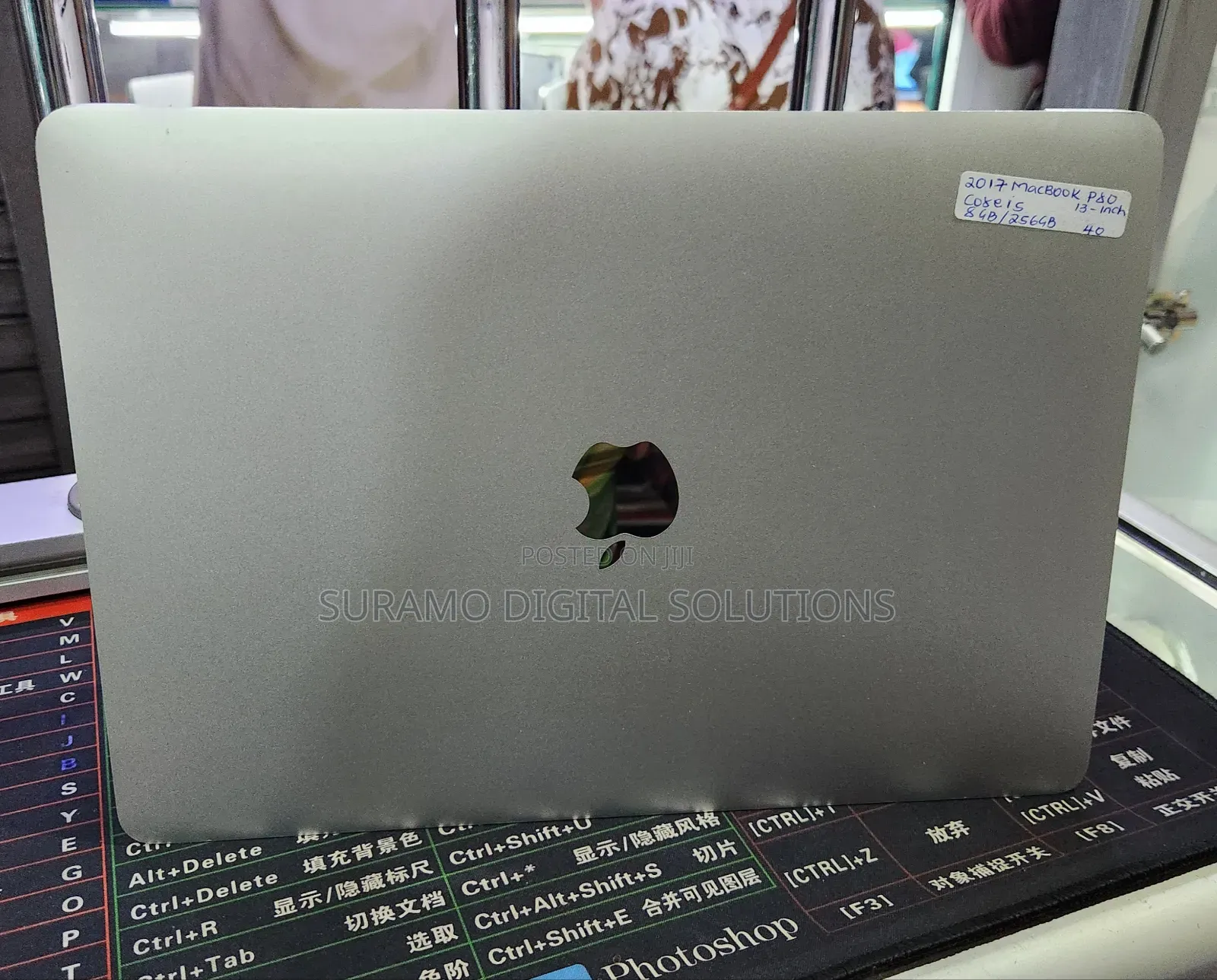 Laptop Apple MacBook Pro 2017 8GB Intel Core i5 SSD 256GB