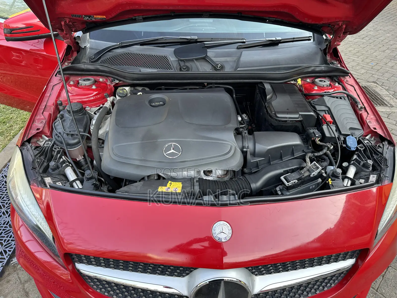 Mercedes-Benz A-Class 2016 Red