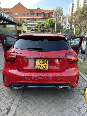 Mercedes-Benz A-Class 2016 Red