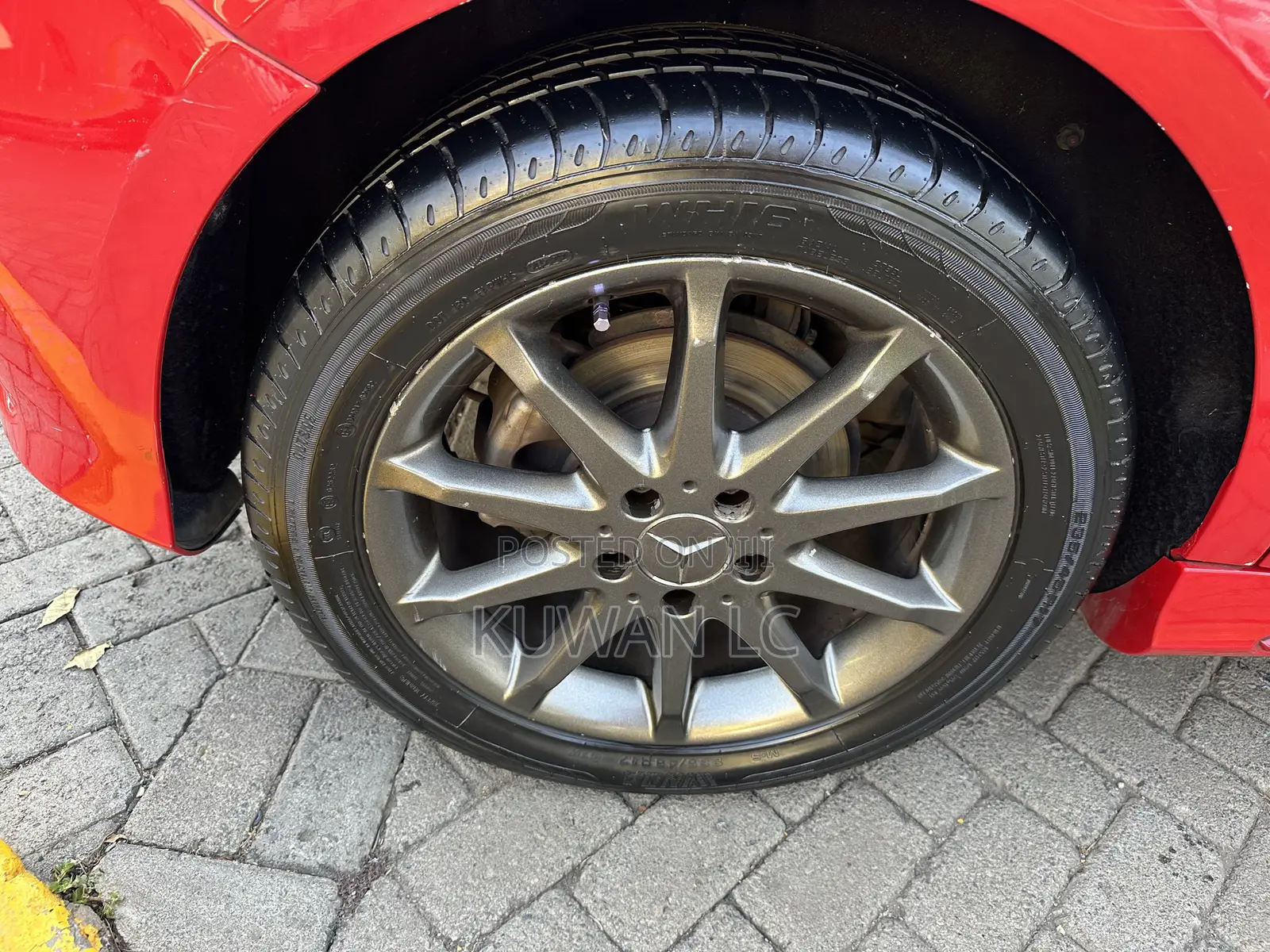 Mercedes-Benz A-Class 2016 Red
