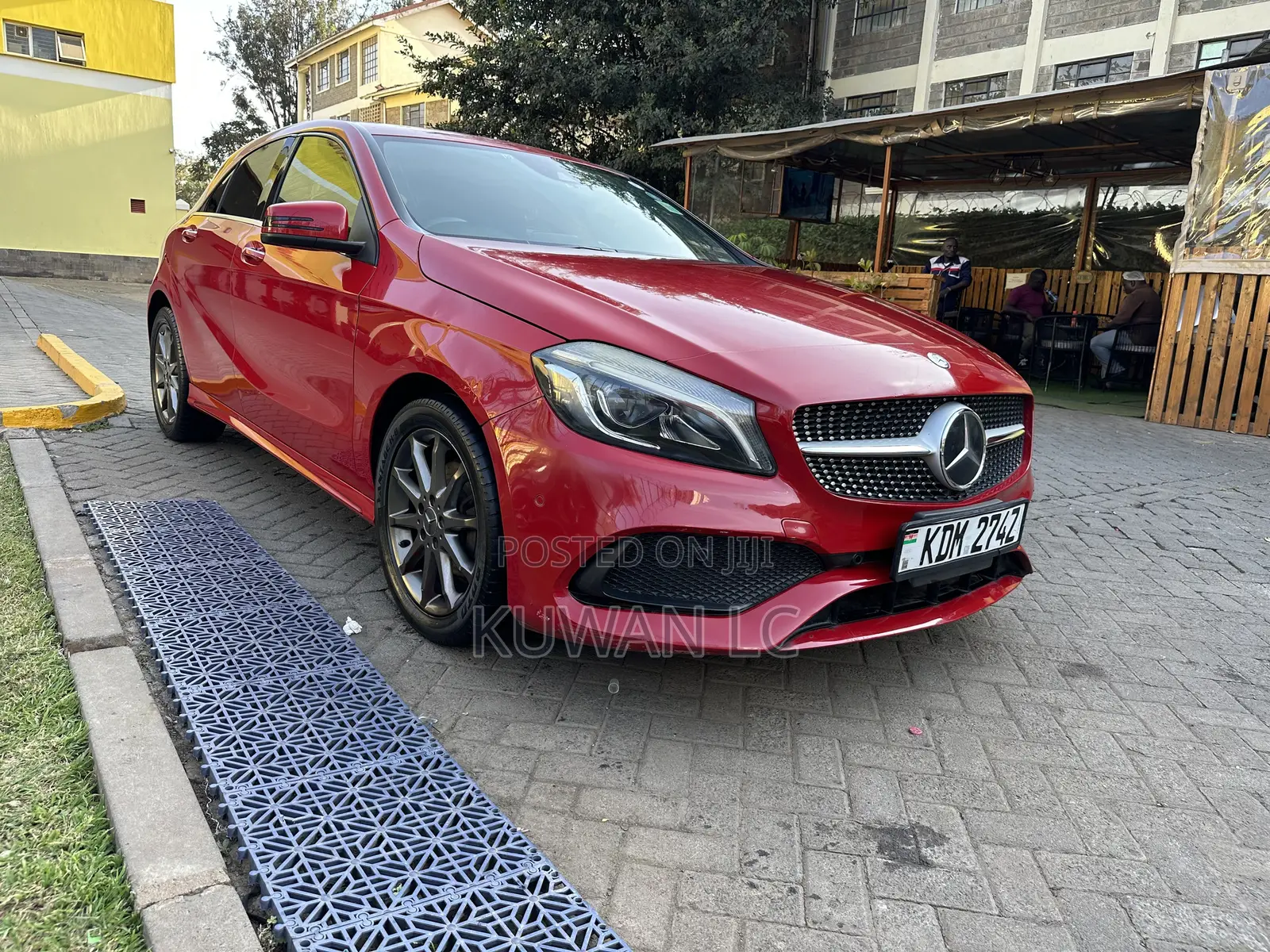Mercedes-Benz A-Class 2016 Red