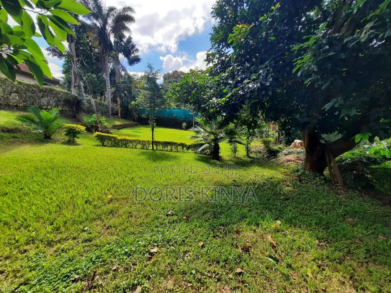 4bdrm Bungalow in Kitsuri, Kitisuru for sale