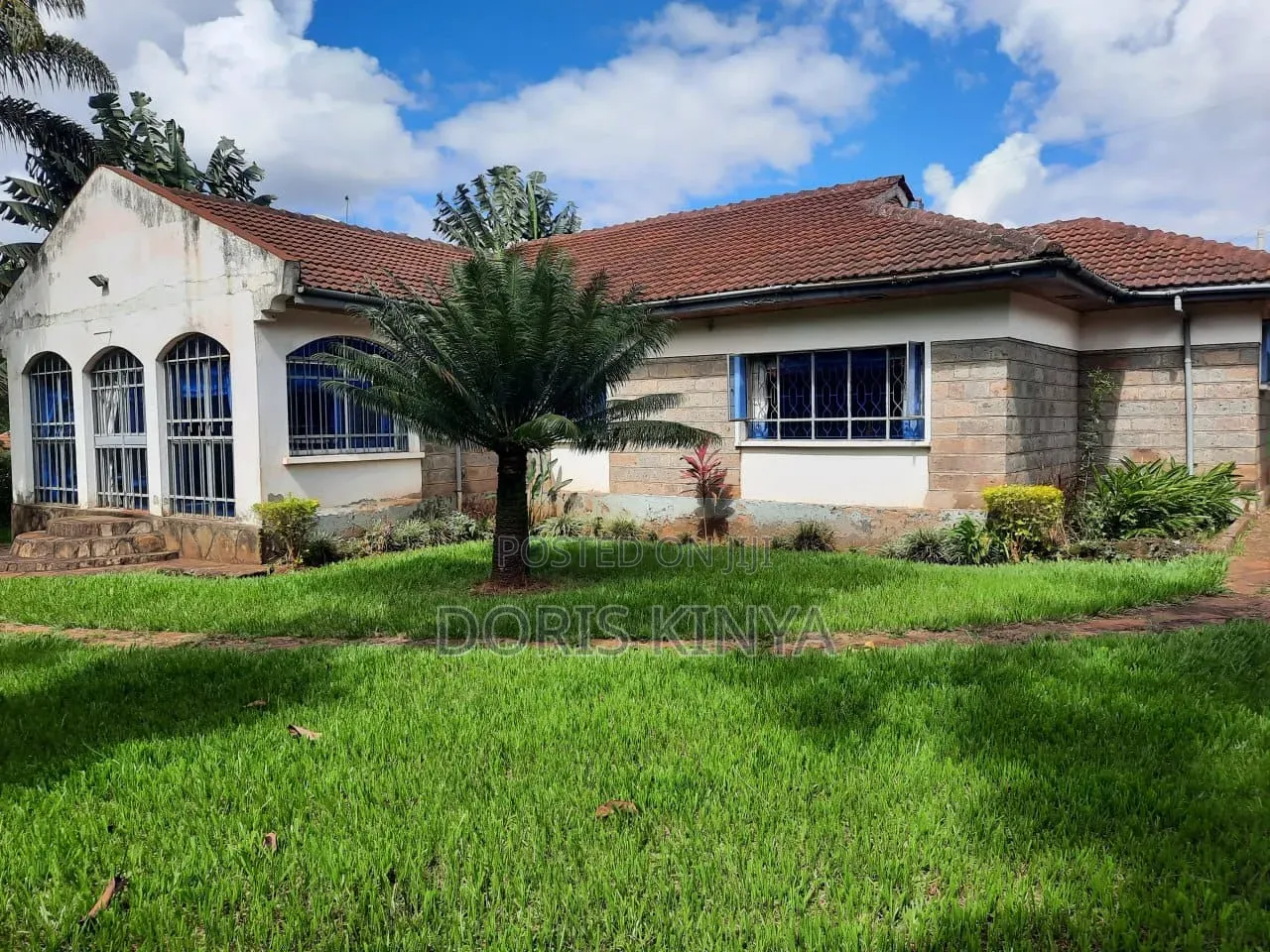 4bdrm Bungalow in Kitsuri, Kitisuru for sale