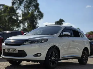 Toyota Harrier 2.0 2015 White