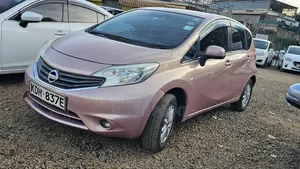 Nissan Note 2014 Pink