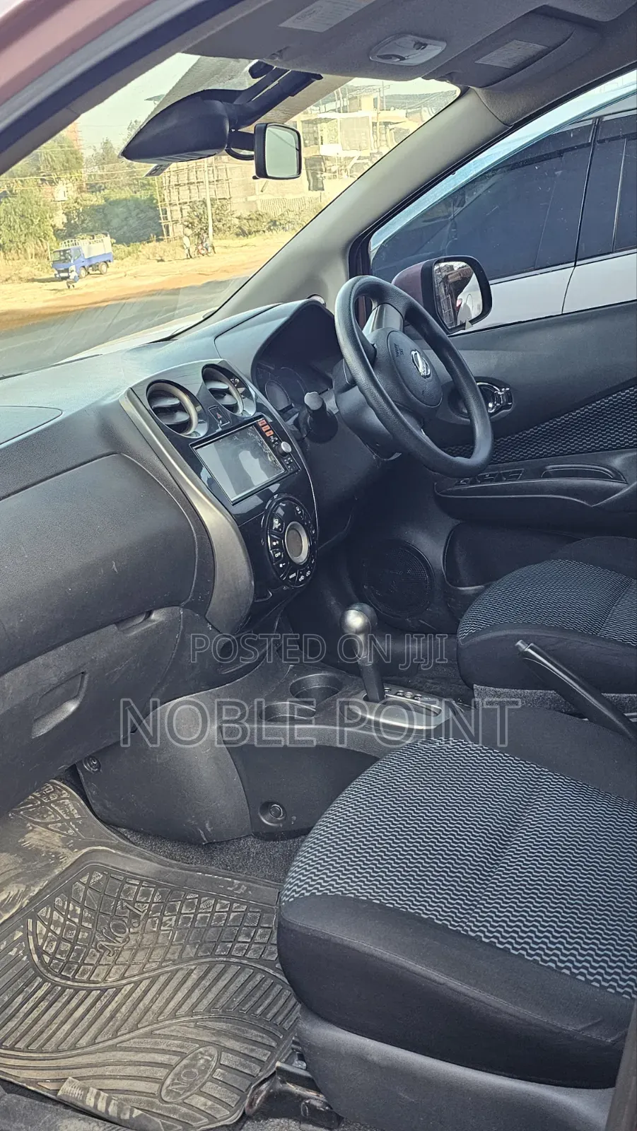 Nissan Note 2014 Pink
