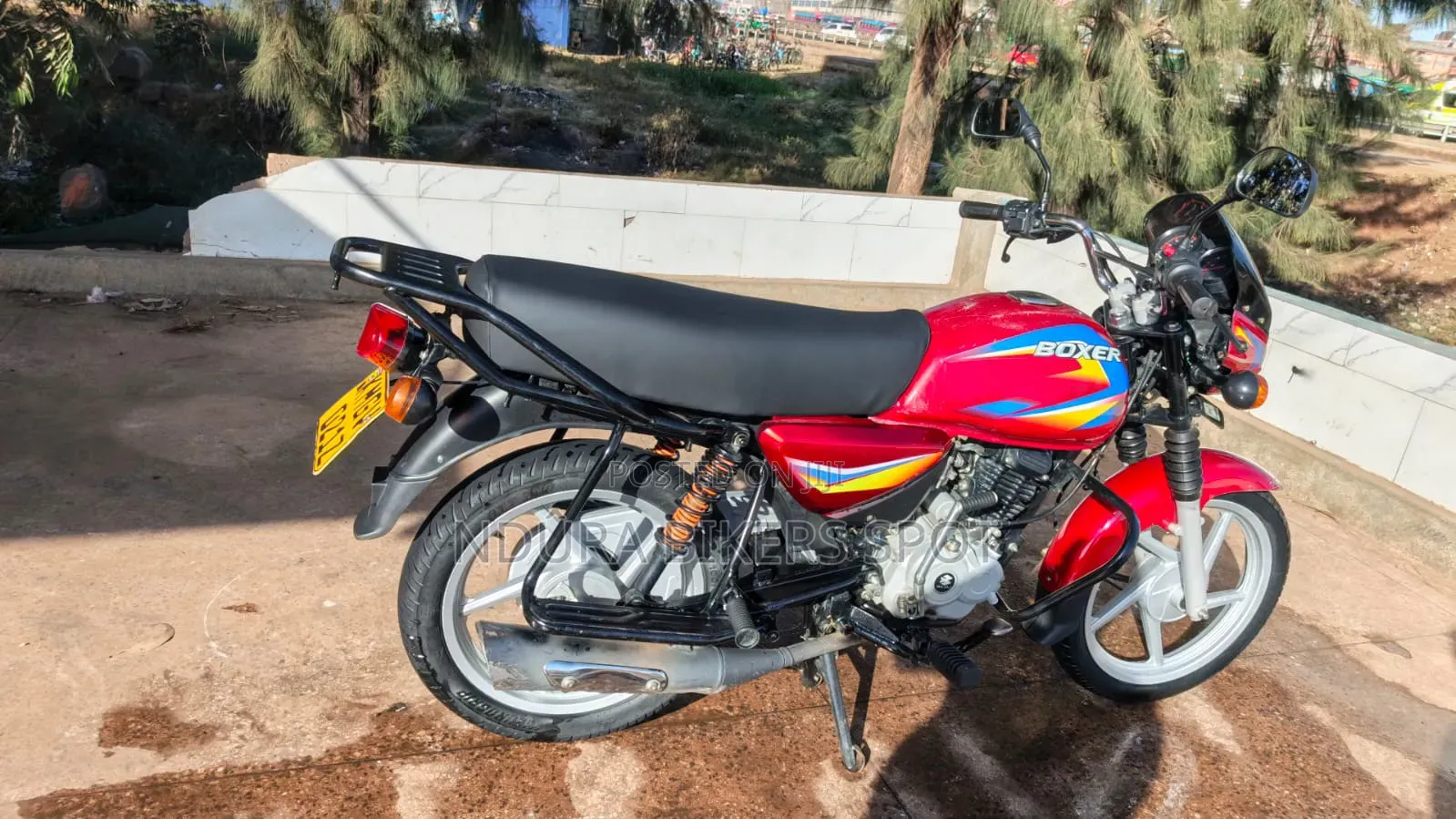 Bajaj Boxer 125 2026 Red