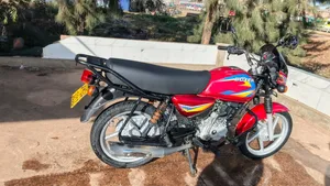 Bajaj Boxer 125 2026 Red