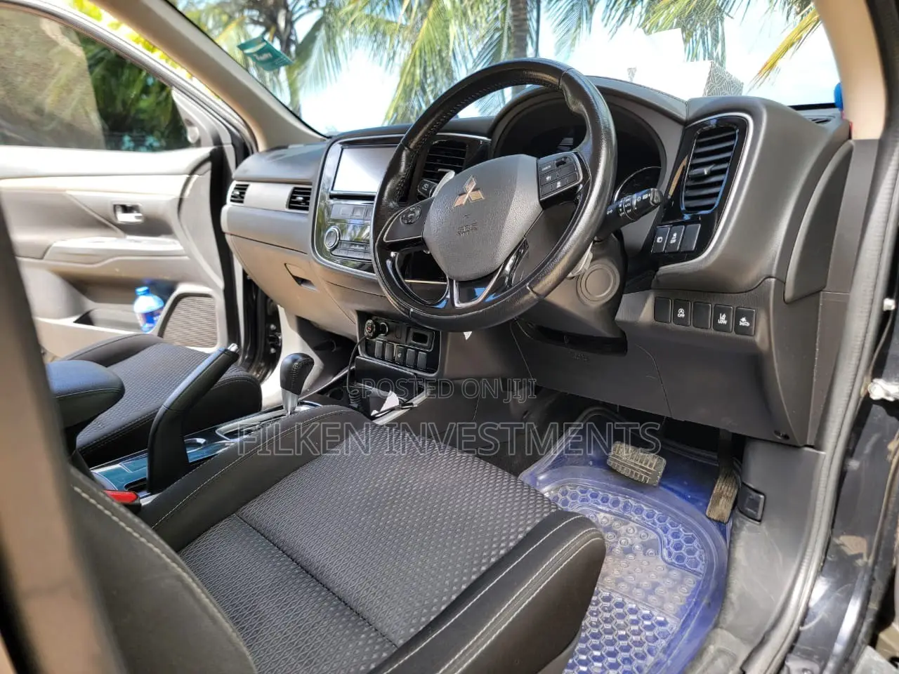 Mitsubishi Outlander 2016 Black