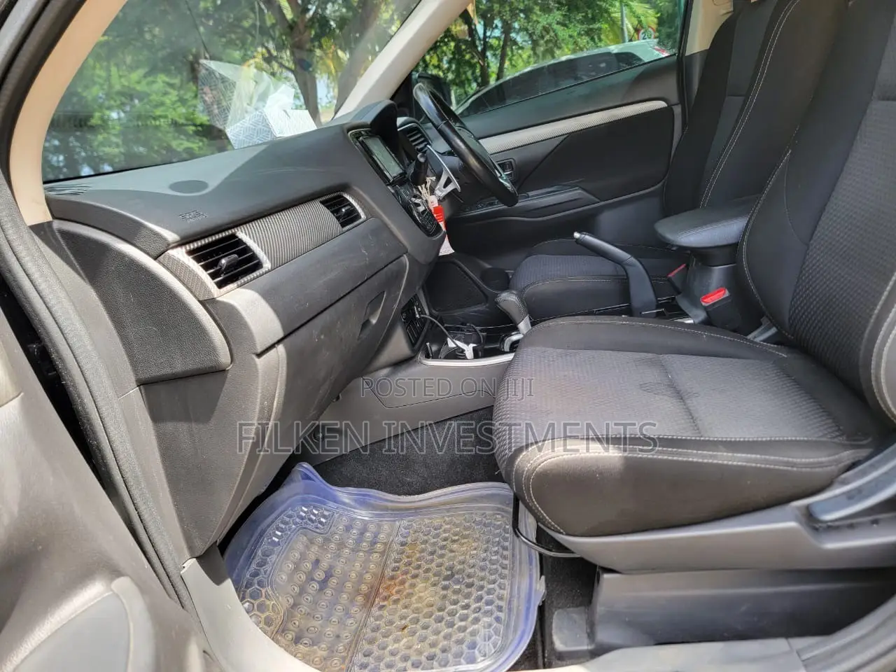 Mitsubishi Outlander 2016 Black