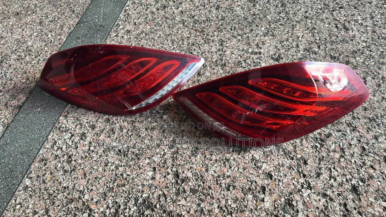 Mercedes Benz C Class /GLC 43 /C 200 Tailight