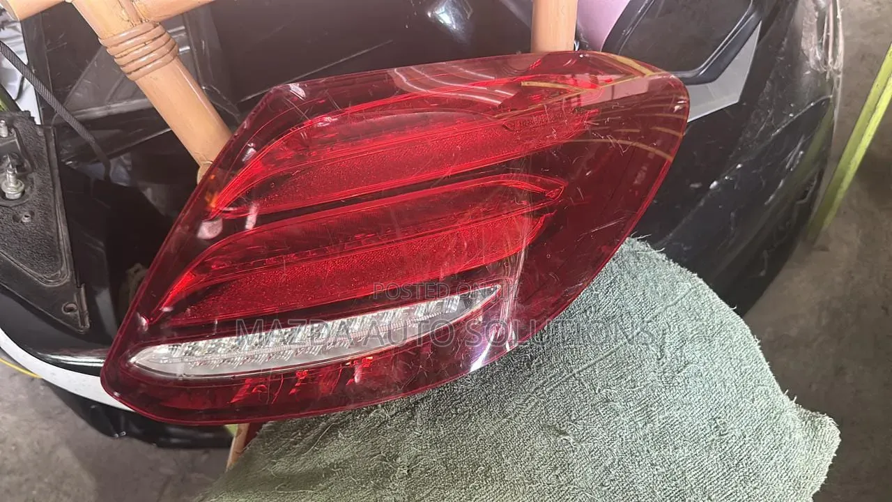 Mercedes Benz C Class /GLC 43 /C 200 Tailight