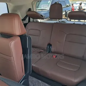 Toyota Land Cruiser 4.6 V8 ZX 2020