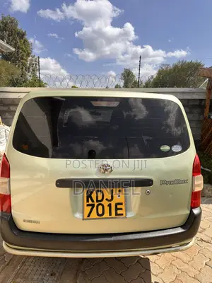 Toyota Probox 2015 Green