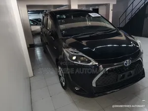 Toyota Sienta 2019 Black