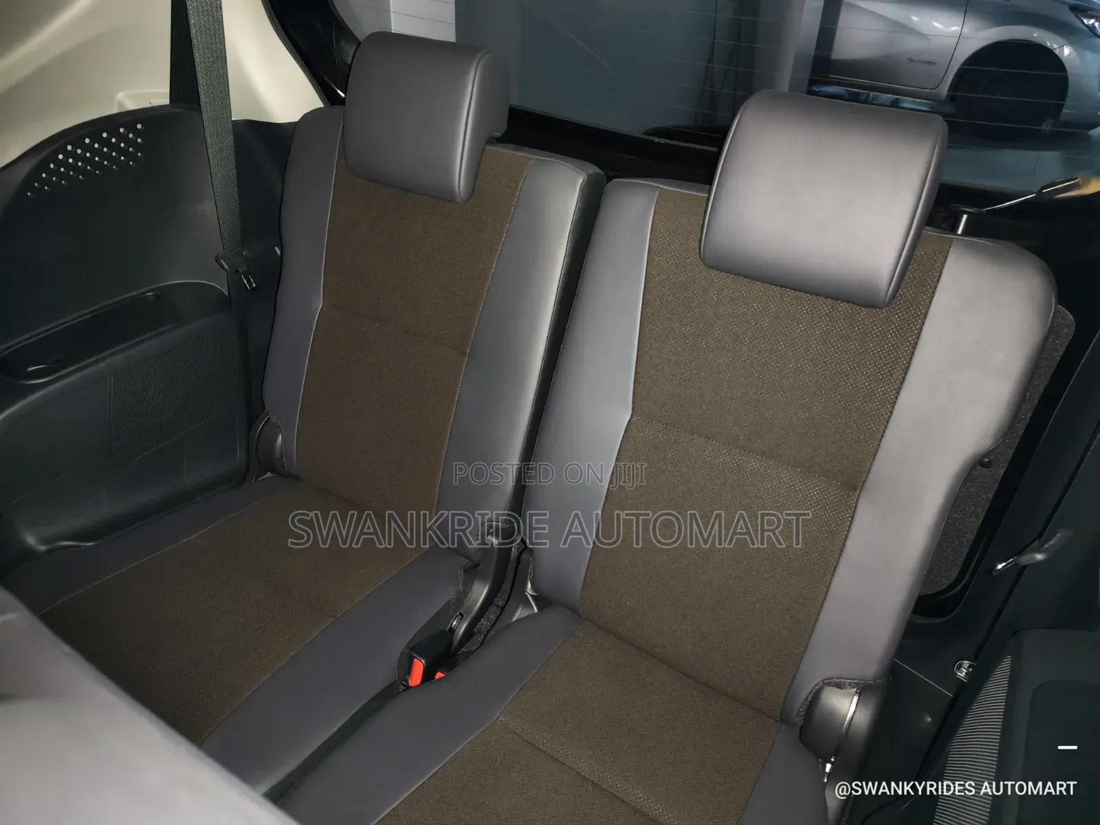 Toyota Sienta 2019 Black