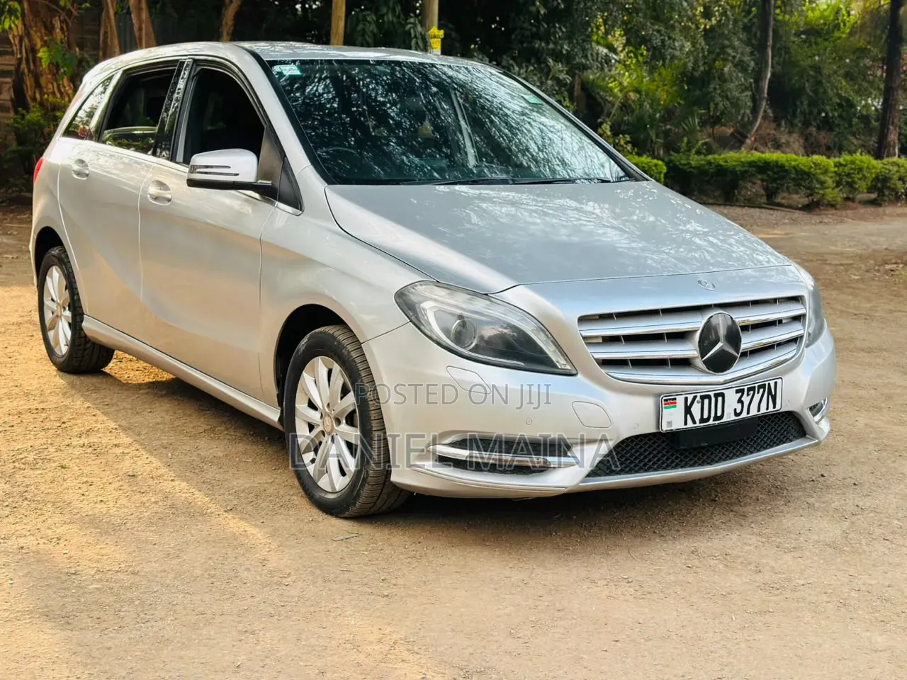 Mercedes-Benz B-Class 2014 Silver