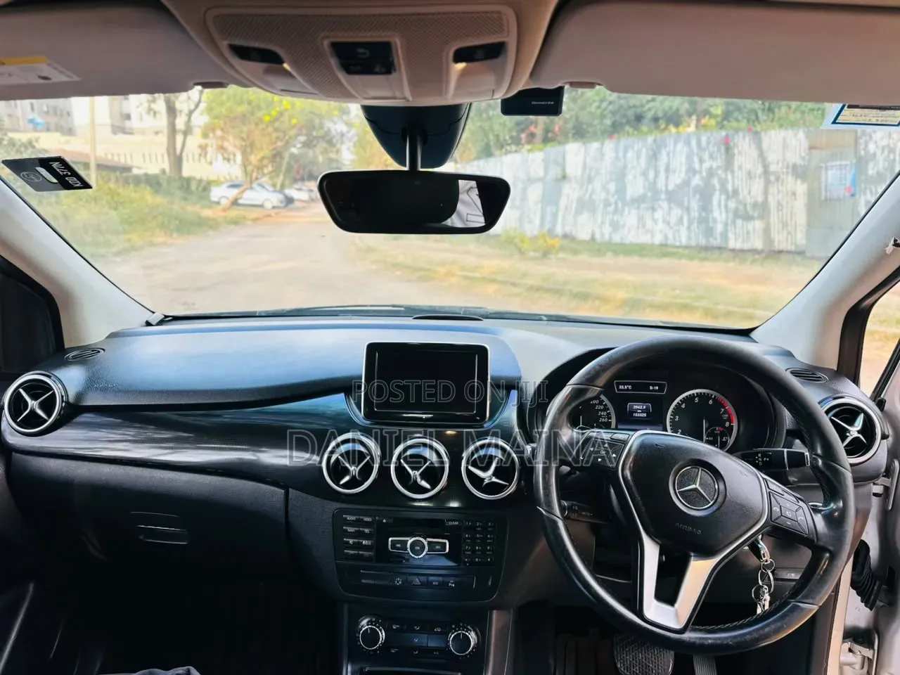 Mercedes-Benz B-Class 2014 Silver