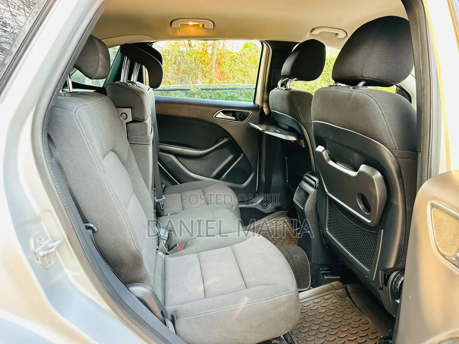 Mercedes-Benz B-Class 2014 Silver