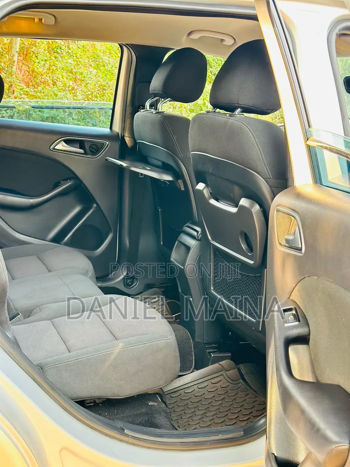 Mercedes-Benz B-Class 2014 Silver
