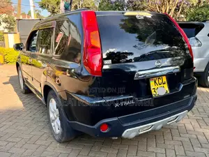 Nissan X-Trail 2.0 Petrol XE 2010 Black