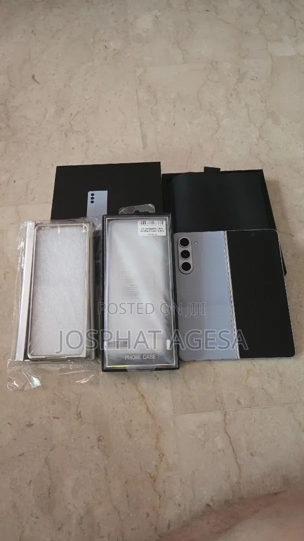 Samsung Galaxy Z Fold 5 256 GB Silver