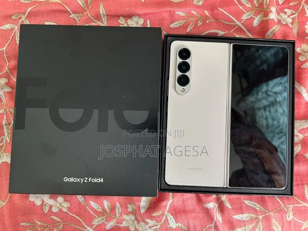 Samsung Galaxy Z Fold4 512 GB Silver