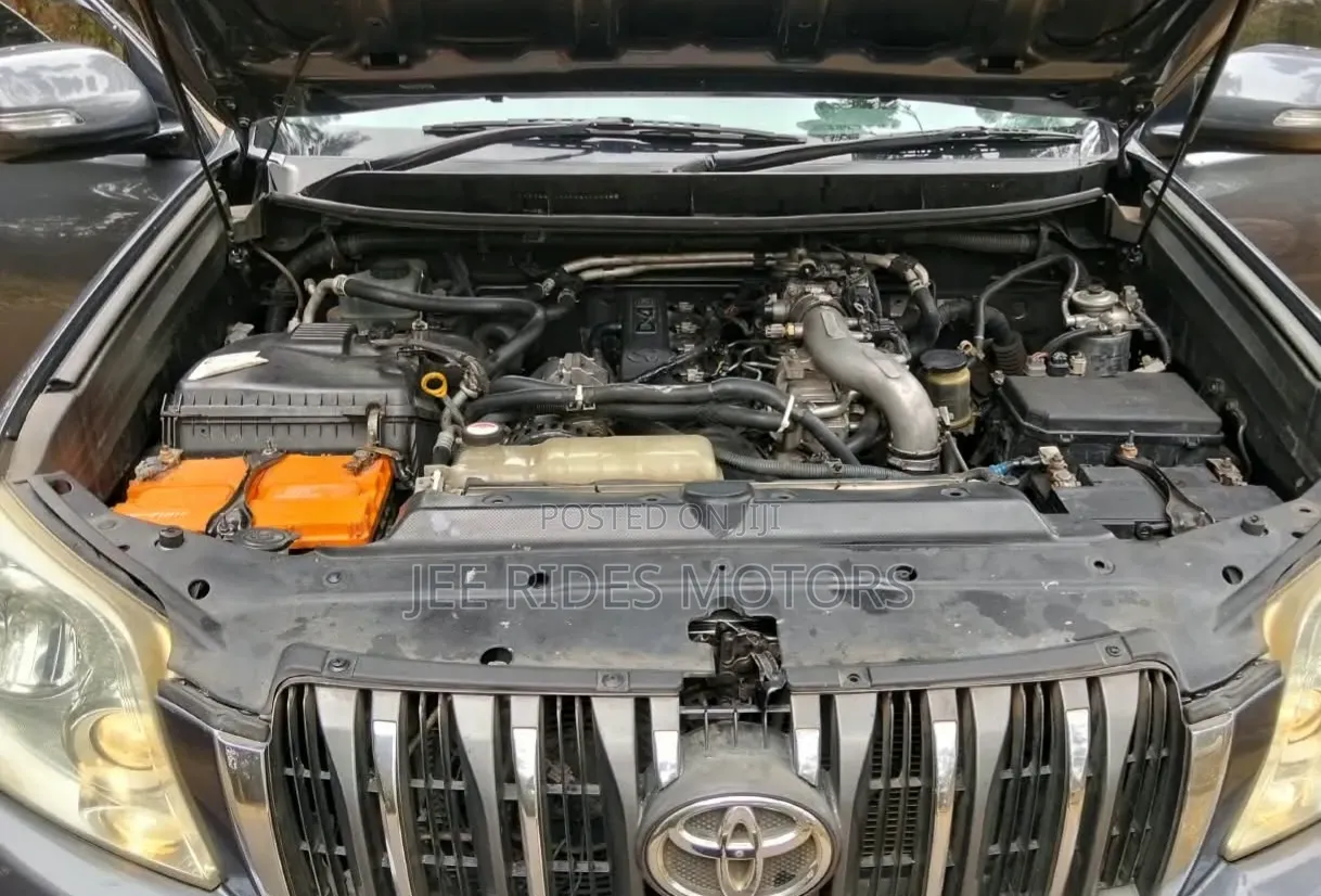 Toyota Land Cruiser Prado 2012