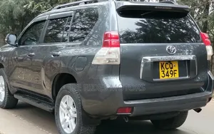 Toyota Land Cruiser Prado 2012