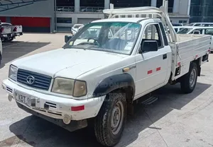 Tata Xenon 2011 White