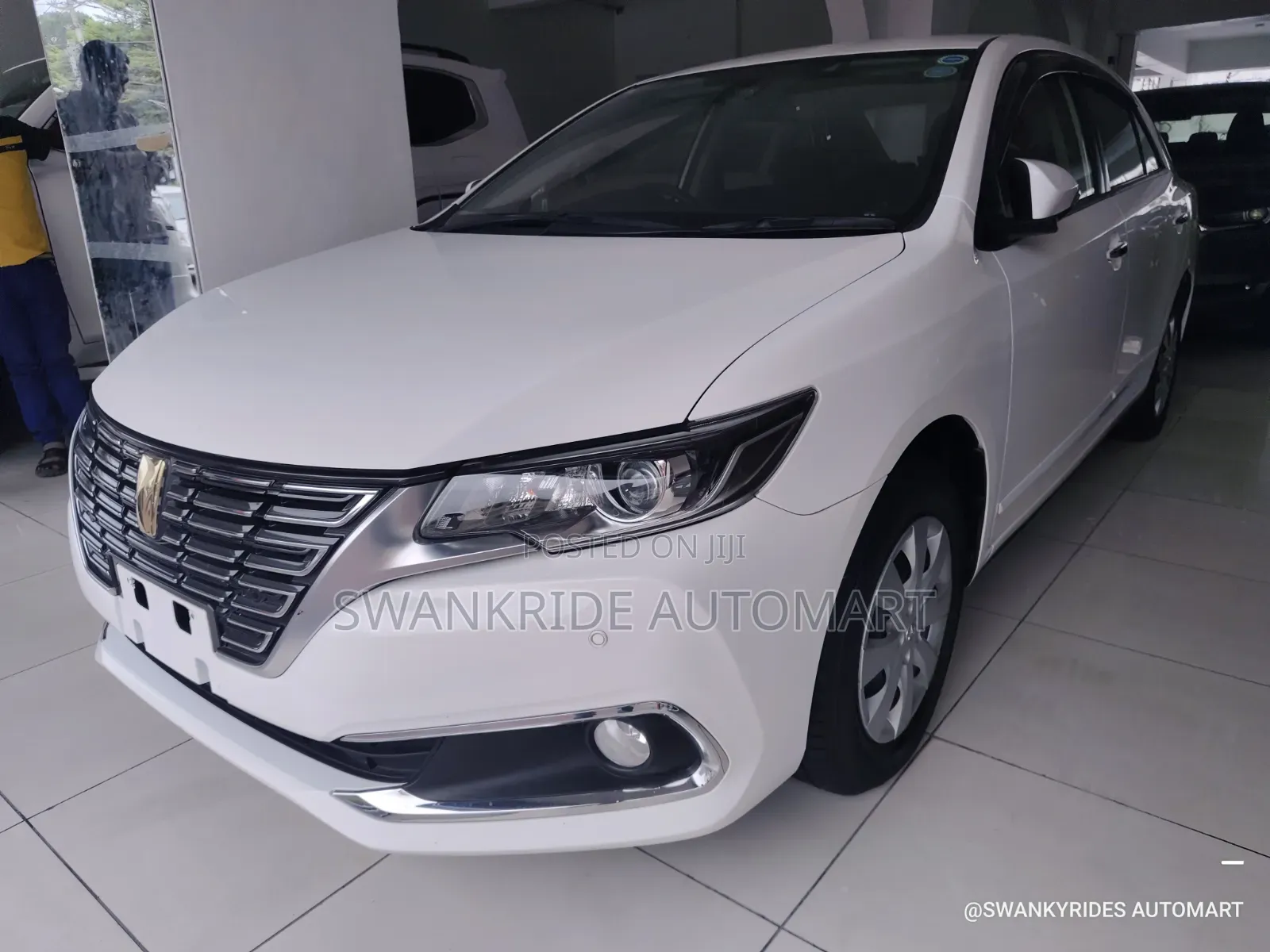 Toyota Premio 1.8 AWD 2019 White