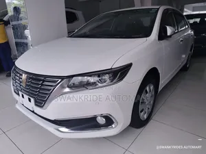 Toyota Premio 1.8 AWD 2019 White