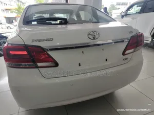 Toyota Premio 1.8 AWD 2019 White