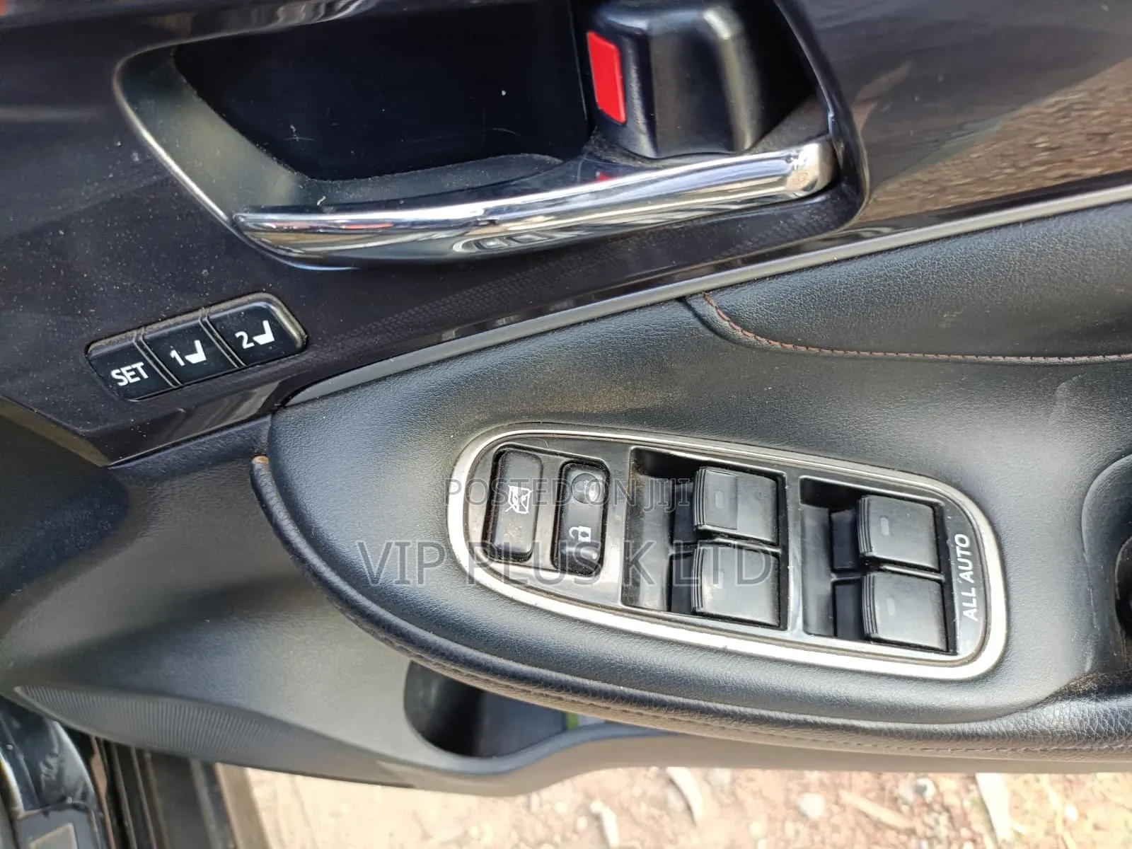 Toyota Crown 2013 Black