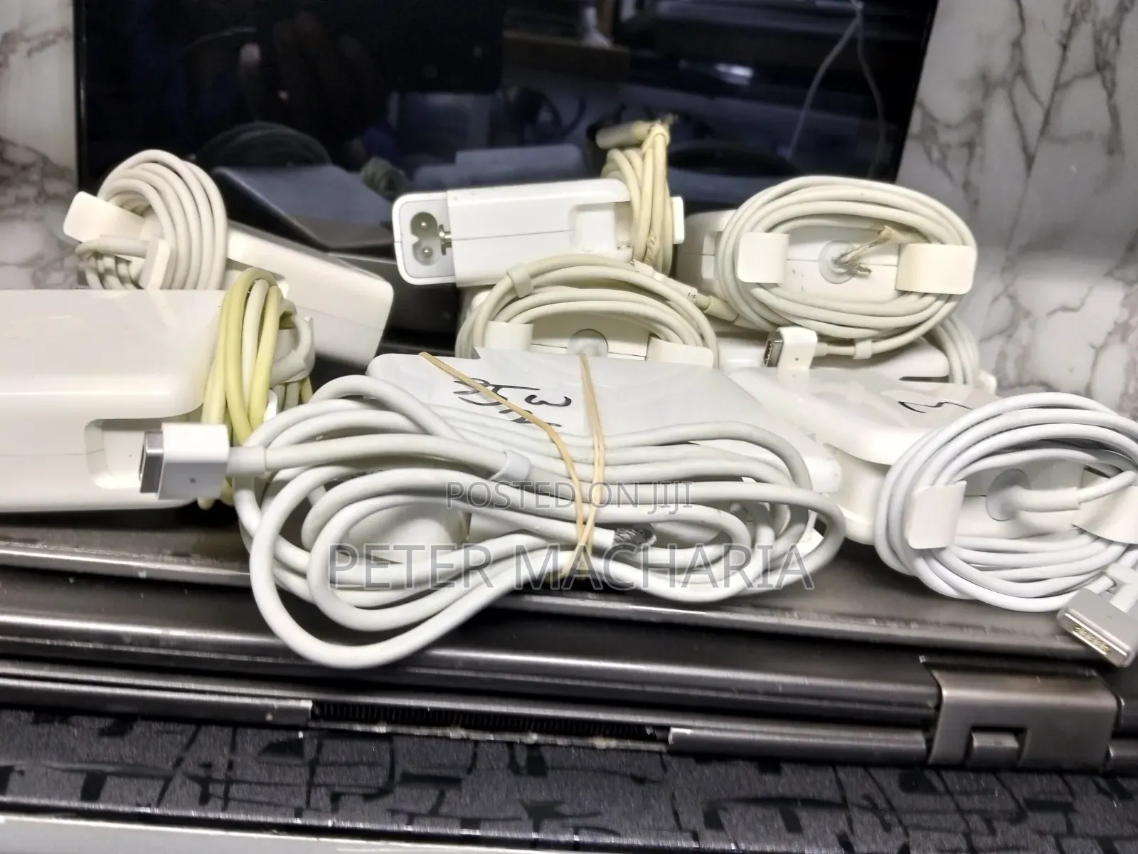 Macbook,apple  Chargers