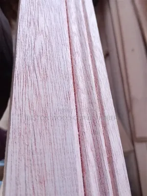 Skirtting Mahogany