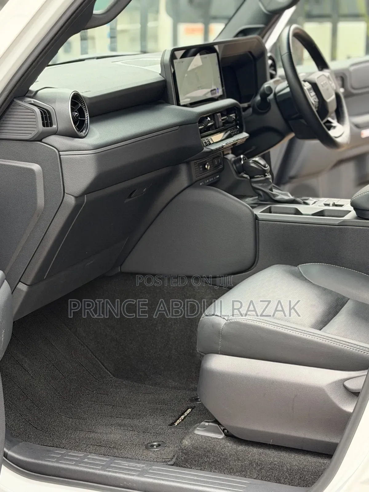 Toyota Land Cruiser Prado 2.8 2024 White